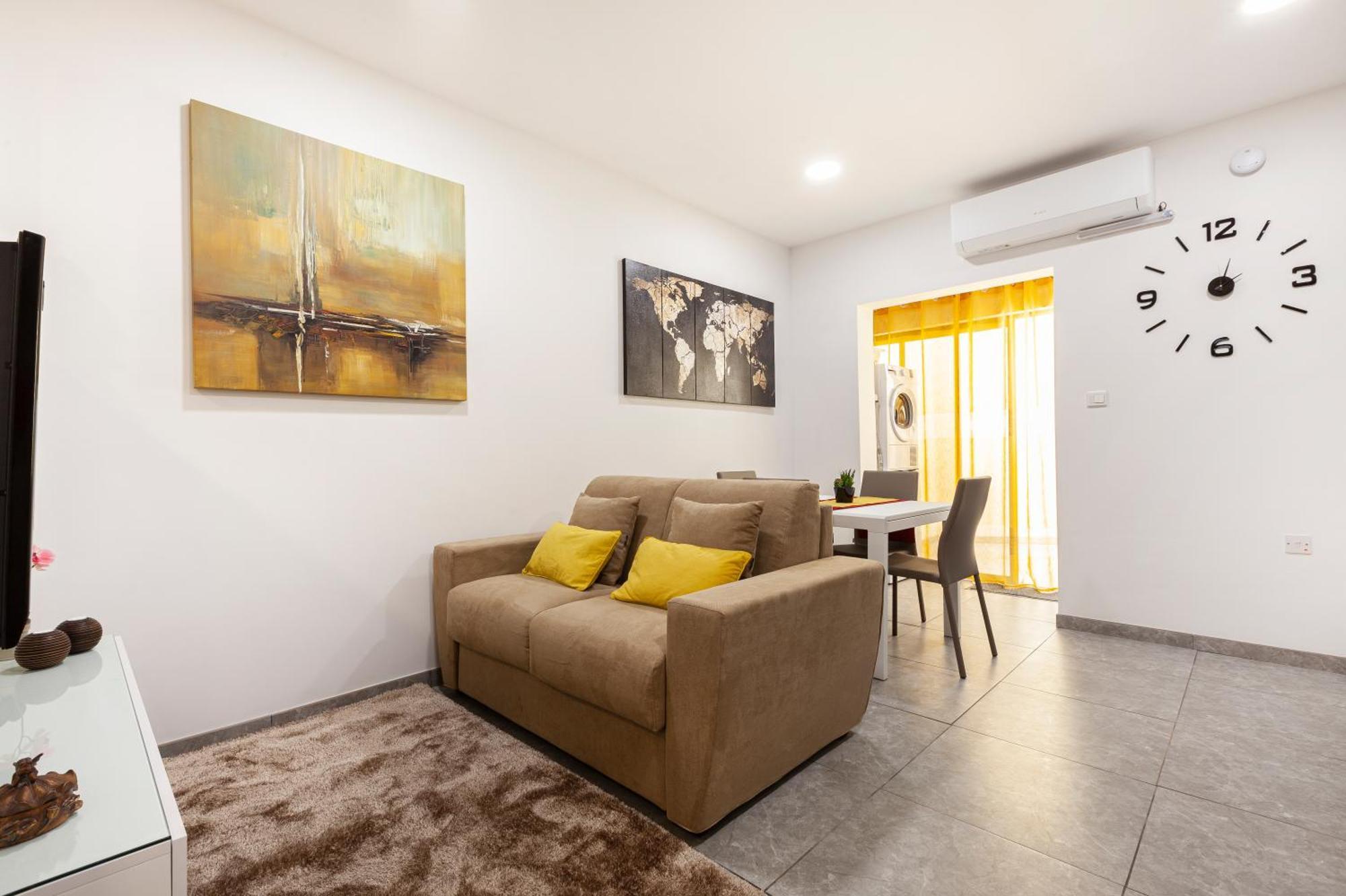 Modern & Lovely Studio - Prime Location Saint Julian's Eksteriør billede